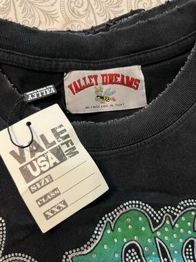 Men's Short Sleeve Tee in Black